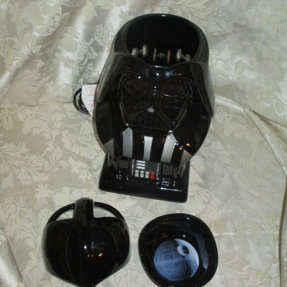 Star Wars Darth Vader Scentsy Warmer **Limited Edition Retired, Like New - Picture 8 of 12